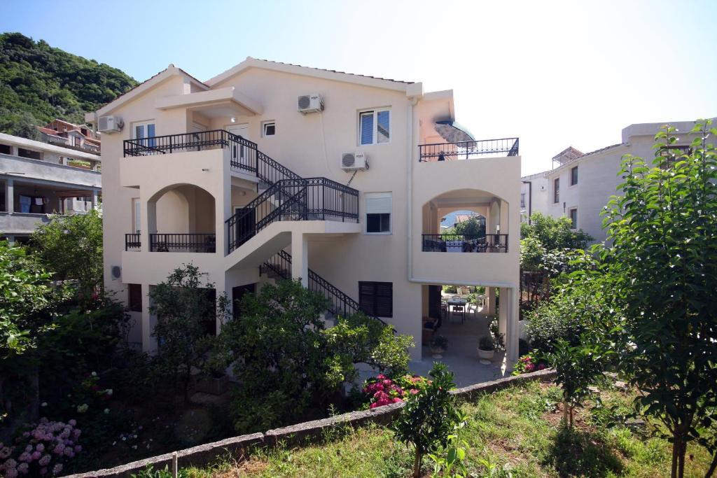 Apartments Raicevic Budva Ruang foto