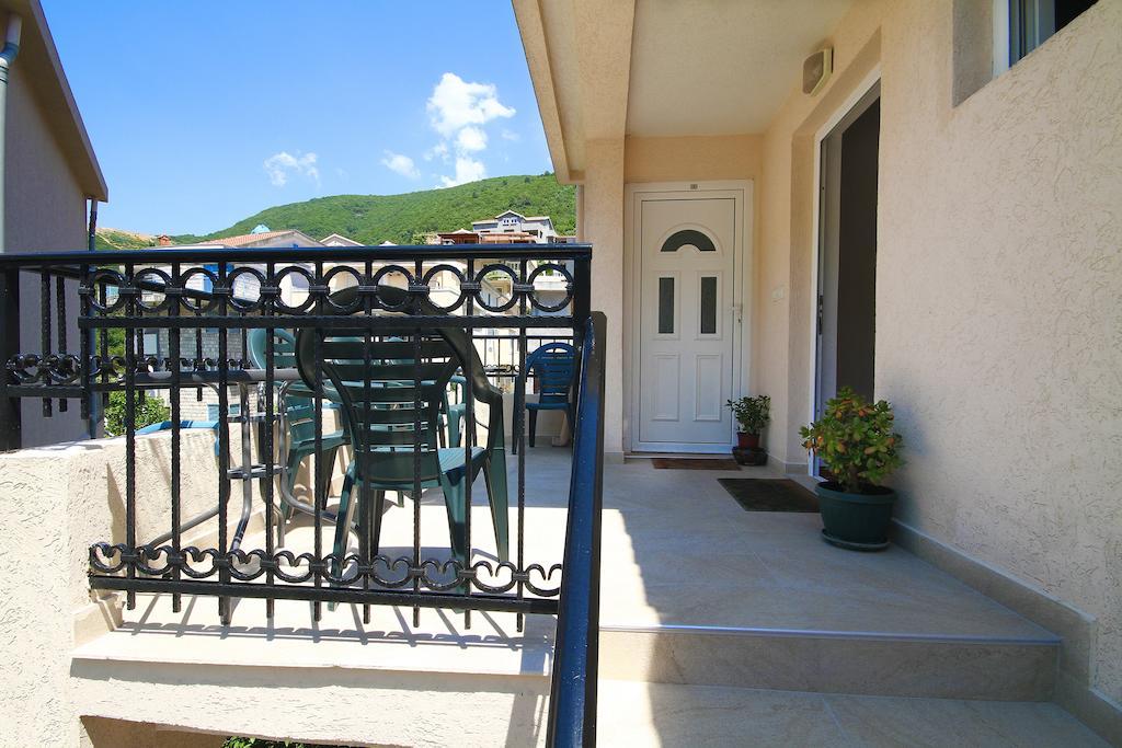 Apartments Raicevic Budva Bagian luar foto